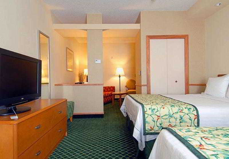 Fairfield Inn & Suites Atlanta Mcdonough Exterior photo