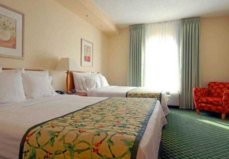 Fairfield Inn & Suites Atlanta Mcdonough Exterior photo